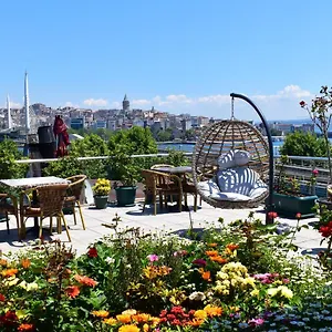 *** فندق مبيت وإفطار Garden Terrace تركيا